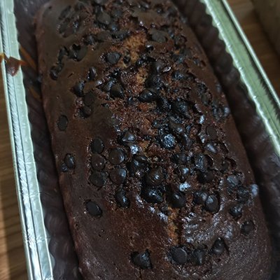 Em's Leche Flan - Banana Cake with Chocolate Chips